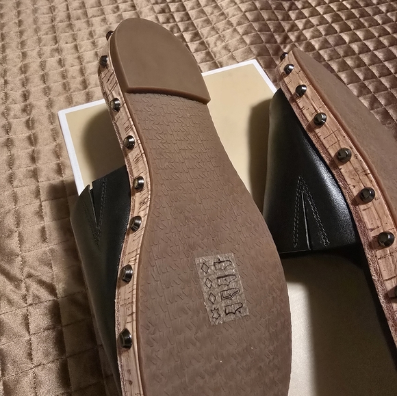 Michael Kors Black Slide Sandals - Picture 6 of 7